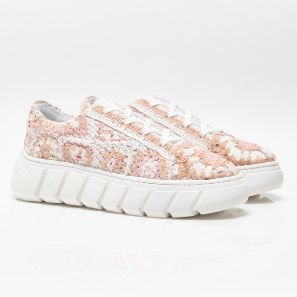 FREE PEOPLE Catch Me If You Can Crochet Sneakers / Blush Combo - Picture 9 of 11